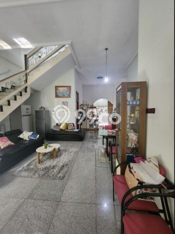 Hunian Mewah Dijual LT 190m2 di Mulyorejo, Surabaya Hunian Mewah Dijual LT 190m2 di Mulyorejo, Surabaya