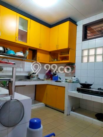 Dijual Hunian Mewah dengan Fasilitas Sekitar Komplit di Rungkut, Surabaya Dijual Hunian Mewah dengan Fasilitas Sekitar Komplit di Rungkut, Surabaya