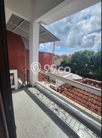 Hunian Mewah Dijual LT 190m2 di Mulyorejo, Surabaya Hunian Mewah Dijual LT 190m2 di Mulyorejo, Surabaya