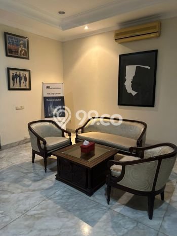 Hunian Elit LB 648m2 Siap Pakai Desain Elegan di Kayu Putih, Jakarta Timur Hunian Elit LB 648m2 Siap Pakai Desain Elegan di Kayu Putih, Jakarta Timur