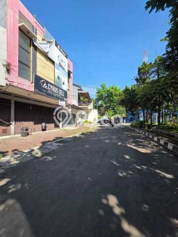 Unit Ruko Dijual di Bandung LT 140m2 & LB 140m2 Unit Ruko Dijual di Bandung LT 140m2 & LB 140m2