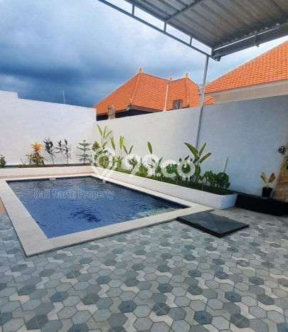 Vila Kawasan , Luas 200m2m², Akses Mudah Fasilitas Umum Vila Kawasan , Luas 200m2m², Akses Mudah Fasilitas Umum