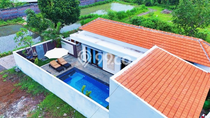 LOKASI TERBAIK! Vila Kawasan , Area 185m2m², Area Premium dengan jalan bagus LOKASI TERBAIK! Vila Kawasan , Area 185m2m², Area Premium dengan jalan bagus