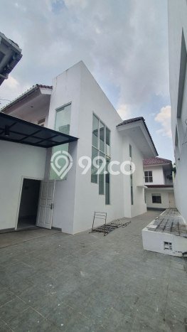 Dijual Rumah Premium dengan Fasilitas Sekitar Lengkap di Menteng, Jakarta Pusat Dijual Rumah Premium dengan Fasilitas Sekitar Lengkap di Menteng, Jakarta Pusat