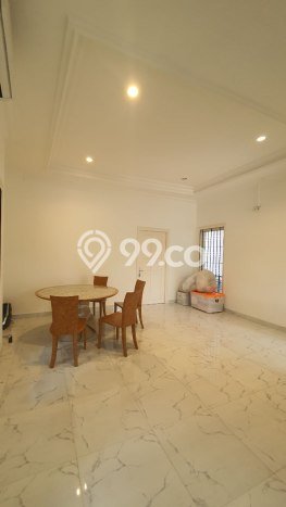 Dijual Rumah Premium dengan Fasilitas Sekitar Lengkap di Menteng, Jakarta Pusat Dijual Rumah Premium dengan Fasilitas Sekitar Lengkap di Menteng, Jakarta Pusat