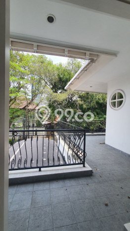 Dijual Rumah Premium dengan Fasilitas Sekitar Lengkap di Menteng, Jakarta Pusat Dijual Rumah Premium dengan Fasilitas Sekitar Lengkap di Menteng, Jakarta Pusat