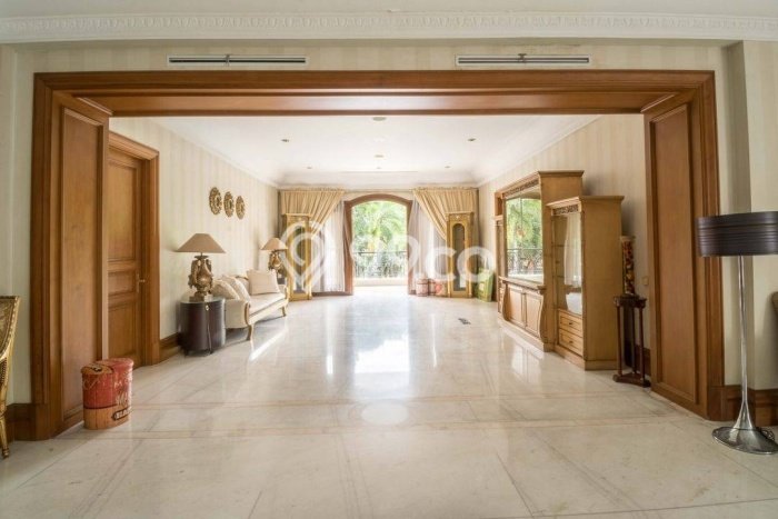 Hunian Mewah Siap Huni LT 1100m2 di Menteng, Jakarta Pusat Hunian Mewah Siap Huni LT 1100m2 di Menteng, Jakarta Pusat