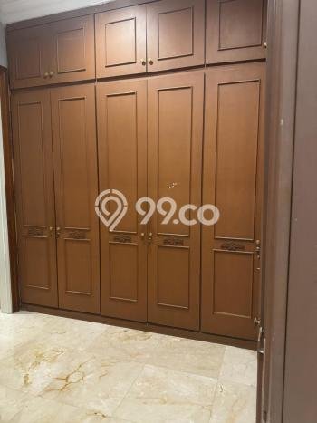 Rumah Modern Disewakan di Menteng Jakarta Pusat Lokasi Sangat Strategis Rumah Modern Disewakan di Menteng Jakarta Pusat Lokasi Sangat Strategis
