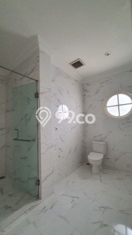 Dijual Rumah Premium dengan Fasilitas Sekitar Lengkap di Menteng, Jakarta Pusat Dijual Rumah Premium dengan Fasilitas Sekitar Lengkap di Menteng, Jakarta Pusat
