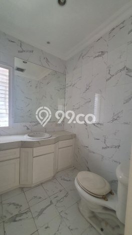 Dijual Rumah Premium dengan Fasilitas Sekitar Lengkap di Menteng, Jakarta Pusat Dijual Rumah Premium dengan Fasilitas Sekitar Lengkap di Menteng, Jakarta Pusat