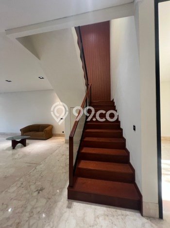 Hunian Elit LB 550m2 Siap Huni Desain Elegan di Mampang, Jakarta Selatan Hunian Elit LB 550m2 Siap Huni Desain Elegan di Mampang, Jakarta Selatan
