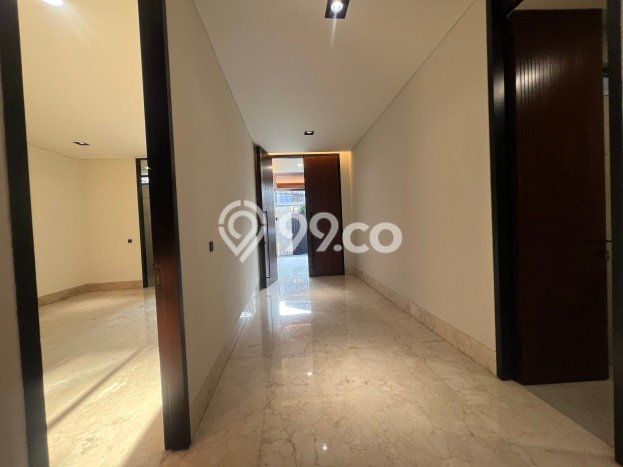 Hunian Elit LB 550m2 Siap Huni Desain Elegan di Mampang, Jakarta Selatan Hunian Elit LB 550m2 Siap Huni Desain Elegan di Mampang, Jakarta Selatan