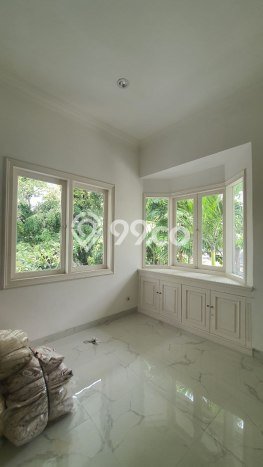 Dijual Rumah Premium dengan Fasilitas Sekitar Lengkap di Menteng, Jakarta Pusat Dijual Rumah Premium dengan Fasilitas Sekitar Lengkap di Menteng, Jakarta Pusat
