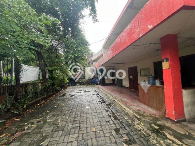 Lokasi strategis! Rumah siap huni dikontrakkan di Menteng LB 600m2 Lokasi strategis! Rumah siap huni dikontrakkan di Menteng LB 600m2