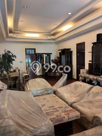 Siap Huni Rumah Mewah 3 Kamar di Menteng Dekat ke Mana Pun Siap Huni Rumah Mewah 3 Kamar di Menteng Dekat ke Mana Pun
