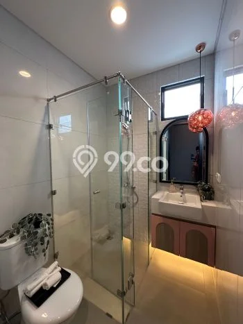 Rumah Modern 4 KT di Alam Sutera Tangerang Rumah Modern 4 KT di Alam Sutera Tangerang