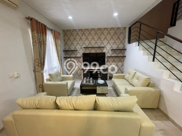 Hunian Eksklusif Dijual LT 180m2 di BSD, Tangerang Selatan Hunian Eksklusif Dijual LT 180m2 di BSD, Tangerang Selatan
