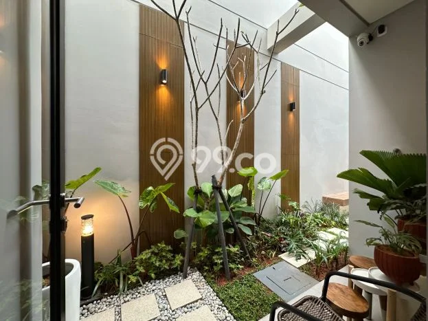 Rumah Modern 4 KT di Alam Sutera Tangerang Rumah Modern 4 KT di Alam Sutera Tangerang