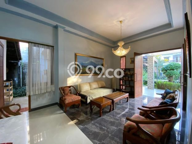 Jual Rumah Mewah Elegan Dengan View Cantik di Sentul City, Bogor Jual Rumah Mewah Elegan Dengan View Cantik di Sentul City, Bogor