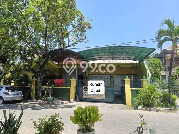 Dijual Rumah 5 Kamar Lokasi Strategis Nyaman dan Strategis di Sidoarjo Dijual Rumah 5 Kamar Lokasi Strategis Nyaman dan Strategis di Sidoarjo