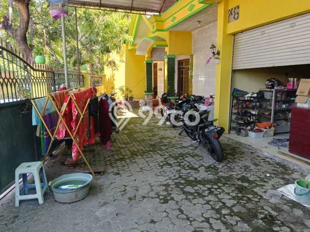 Dijual Rumah 5 Kamar Lokasi Strategis Nyaman dan Strategis di Sidoarjo Dijual Rumah 5 Kamar Lokasi Strategis Nyaman dan Strategis di Sidoarjo