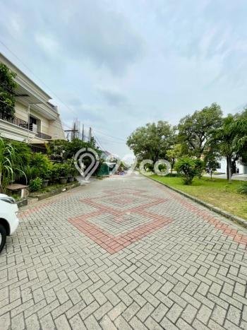 Ready to Use! Luxury House LT 375m2 Desain Elegan di Surabaya Kota Ready to Use! Luxury House LT 375m2 Desain Elegan di Surabaya Kota