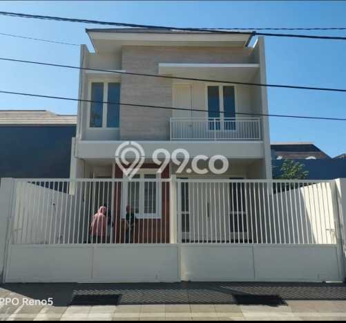 For Sale! Premium House LT 151m2 Desain Elegan di Surabaya Kota For Sale! Premium House LT 151m2 Desain Elegan di Surabaya Kota