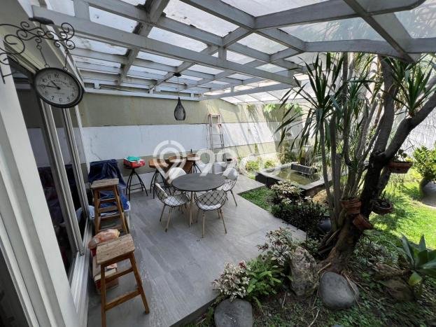 Rumah Luxury Modern Siap Huni di Citraland Surabaya Rumah Luxury Modern Siap Huni di Citraland Surabaya