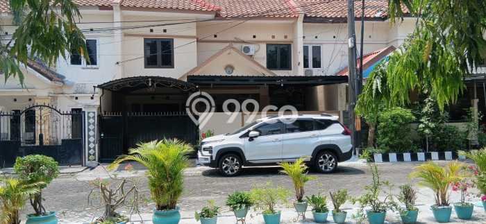 Rumah Modern Cantik 5 Kamar Siap Huni di Wiyung Rumah Modern Cantik 5 Kamar Siap Huni di Wiyung