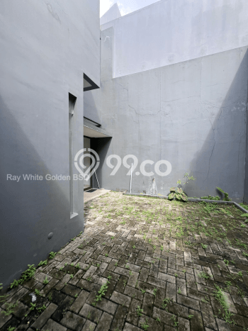 Jarang Ada! Rumah Kontrakan 3 Kamar Bagus Siap Huni BSD City Jarang Ada! Rumah Kontrakan 3 Kamar Bagus Siap Huni BSD City