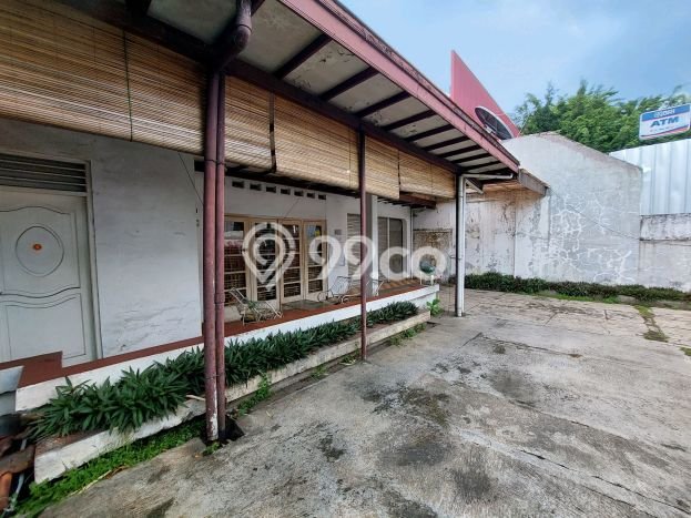 Rumah Elit LB 234m2 Siap Huni Desain Elegan di Bendungan Hilir, Jakarta Pusat Rumah Elit LB 234m2 Siap Huni Desain Elegan di Bendungan Hilir, Jakarta Pusat