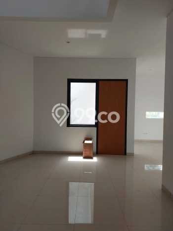 Ready to Use! Premium House LT 198m2 Desain Elegan di Cirendeu Ready to Use! Premium House LT 198m2 Desain Elegan di Cirendeu