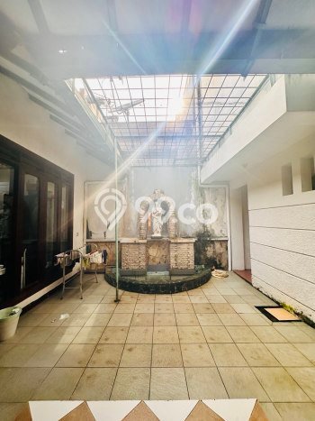 Dijual Cepat Rumah Bagus Siap Huni LB 250m2 di Cinere, Depok Dijual Cepat Rumah Bagus Siap Huni LB 250m2 di Cinere, Depok