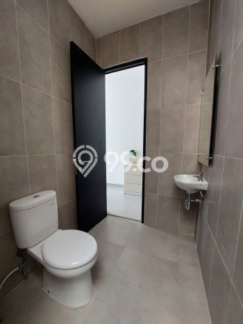 Rumah Strategis Modern Lb 109m2 di Sawangan, Depok Rumah Strategis Modern Lb 109m2 di Sawangan, Depok