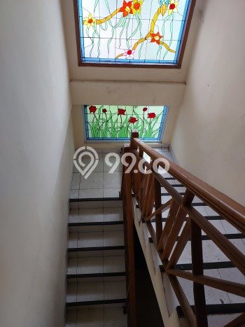 Ready to Use! Luxury House LT 270m2 Desain Modern di Lebak Bulus Ready to Use! Luxury House LT 270m2 Desain Modern di Lebak Bulus