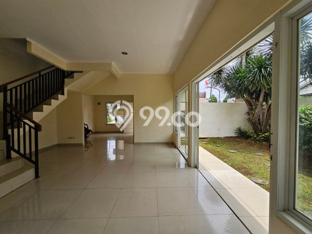 Rumah Elit LB 156m2 Siap Pakai Desain Elegan di Pangkalan Jati, Depok Rumah Elit LB 156m2 Siap Pakai Desain Elegan di Pangkalan Jati, Depok