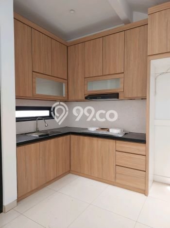 Ready to Use! Premium House LT 198m2 Desain Elegan di Cirendeu Ready to Use! Premium House LT 198m2 Desain Elegan di Cirendeu