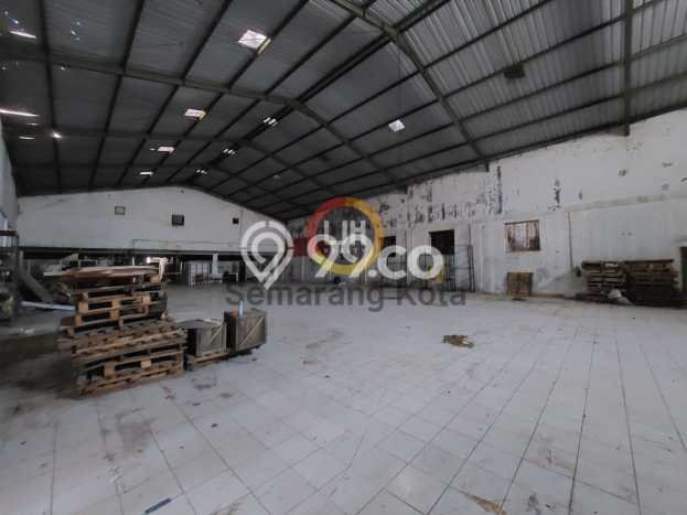 Lokasi Strategis! Dijual Ruko Bisnis di Semarang Utara, Semarang Kondisi Bagus Lokasi Strategis! Dijual Ruko Bisnis di Semarang Utara, Semarang Kondisi Bagus