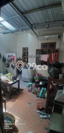 Dijual Cepat Rumah Favorit Siap Huni LB 100m2 di Semarang Timur, Semarang Dijual Cepat Rumah Favorit Siap Huni LB 100m2 di Semarang Timur, Semarang