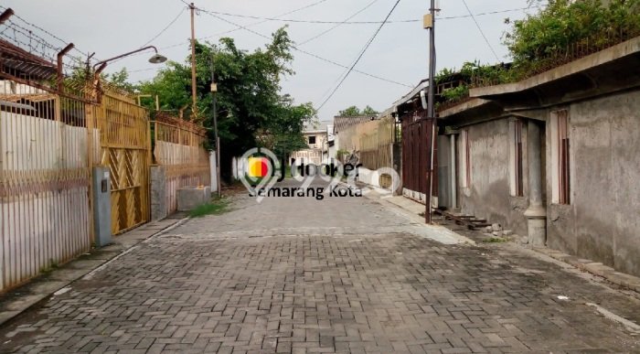 Dijual Cepat Rumah Bagus Siap Huni LB 200m2 di Semarang Timur, Semarang Dijual Cepat Rumah Bagus Siap Huni LB 200m2 di Semarang Timur, Semarang
