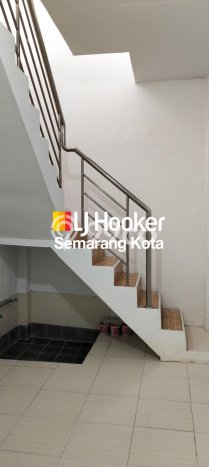 Dijual Cepat Rumah Bagus Siap Huni LB 75m2 di Semarang Timur, Semarang Dijual Cepat Rumah Bagus Siap Huni LB 75m2 di Semarang Timur, Semarang