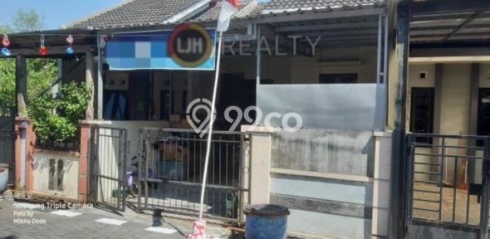 Dijual Cepat Rumah Favorit Siap Huni LB 100m2 di Semarang Timur, Semarang Dijual Cepat Rumah Favorit Siap Huni LB 100m2 di Semarang Timur, Semarang