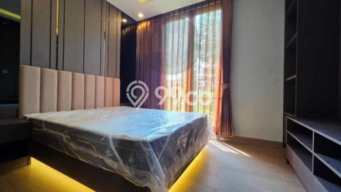 Rumah Lingkungan Nyaman di Mijen, Semarang, Luas 230m2m² Bangunan 170m2m² Rumah Lingkungan Nyaman di Mijen, Semarang, Luas 230m2m² Bangunan 170m2m²
