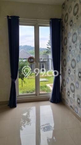 Lokasi terbaik! Rumah siap pakai dikontrakkan di Candisari LB 300m2 Lokasi terbaik! Rumah siap pakai dikontrakkan di Candisari LB 300m2
