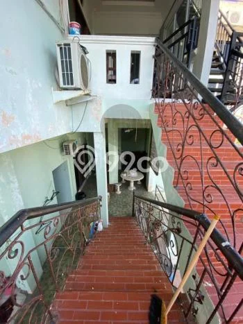 Dijual Rumah Premium dengan Fasilitas Sekitar Komplit di Candisari, Semarang Dijual Rumah Premium dengan Fasilitas Sekitar Komplit di Candisari, Semarang