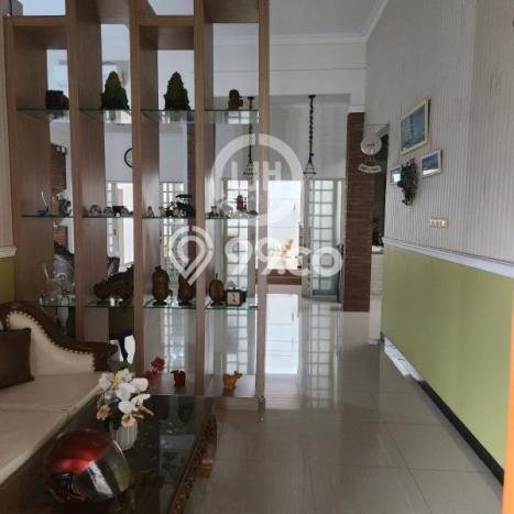 Dijual Rumah Premium dengan Fasilitas Sekitar Komplit di Banyumanik, Semarang Dijual Rumah Premium dengan Fasilitas Sekitar Komplit di Banyumanik, Semarang