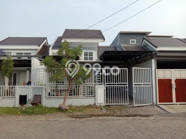 Rumah Strategis Modern Lb 105m2 di Candi, Sidoarjo Rumah Strategis Modern Lb 105m2 di Candi, Sidoarjo