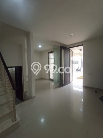 For Sale Rumah 4 Kamar Lokasi Ideal Nyaman dan Strategis di Bulak For Sale Rumah 4 Kamar Lokasi Ideal Nyaman dan Strategis di Bulak