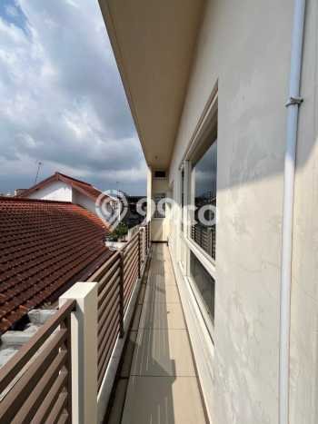 Hunian Cantik Modern Lb 170m2 di Lowokwaru, Malang Hunian Cantik Modern Lb 170m2 di Lowokwaru, Malang
