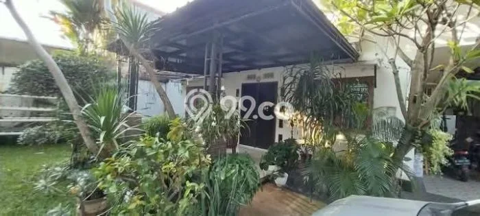 Dijual Segera Kost 9 Kamar, 3 Kamar Mandi di Ciputat, Tangerang Selatan, Luas 225m2 Dijual Segera Kost 9 Kamar, 3 Kamar Mandi di Ciputat, Tangerang Selatan, Luas 225m2